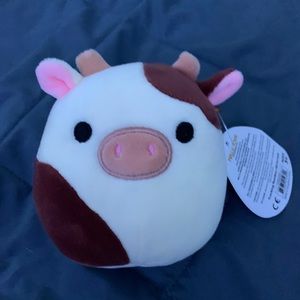 Ronnie cow squishmallow